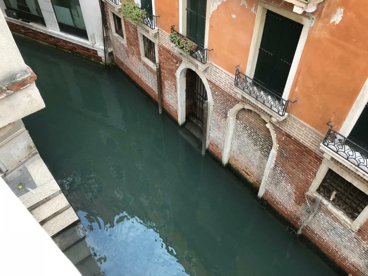 Le Due Corone Bed & Breakfast Venezia Esterno foto